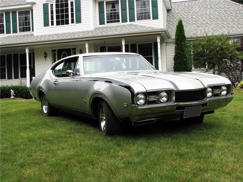 1968 OLDSMOBILE CUTLASS CUSTOM 2 DOOR HARDTOP