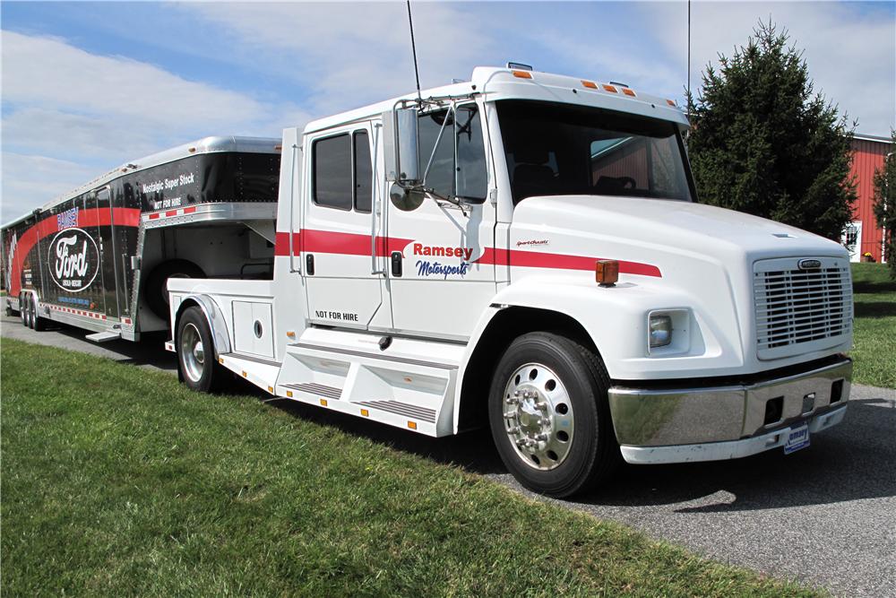 2002 FREIGHTLINER SPORT CHASSIS CATERPILLAR DIESEL TRUCK