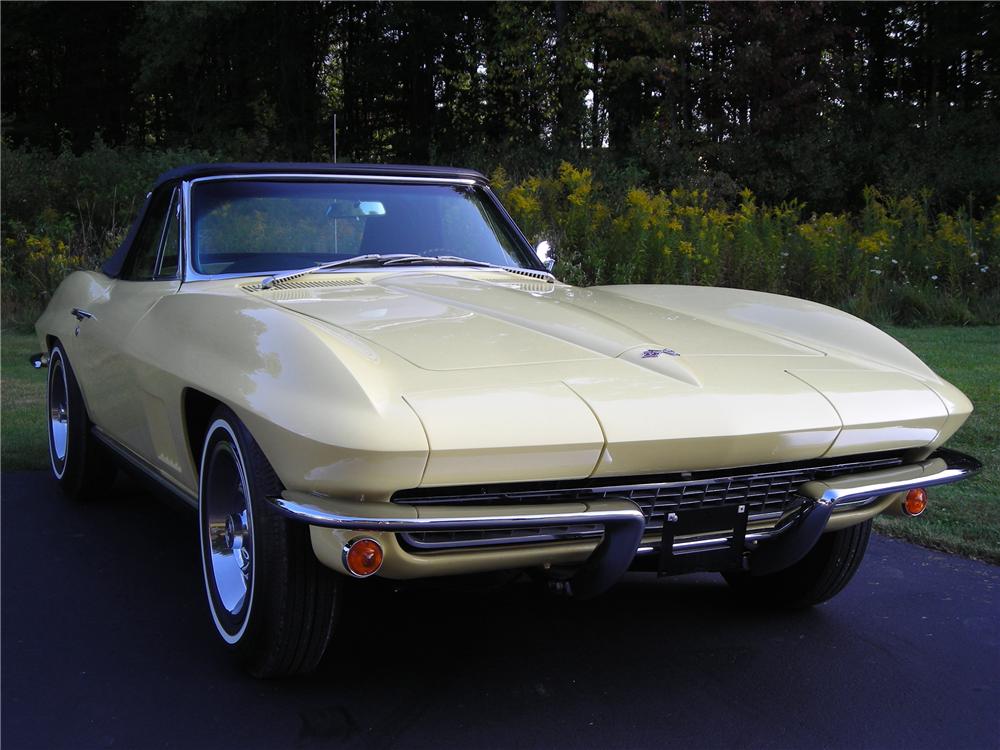 1967 CHEVROLET CORVETTE CONVERTIBLE