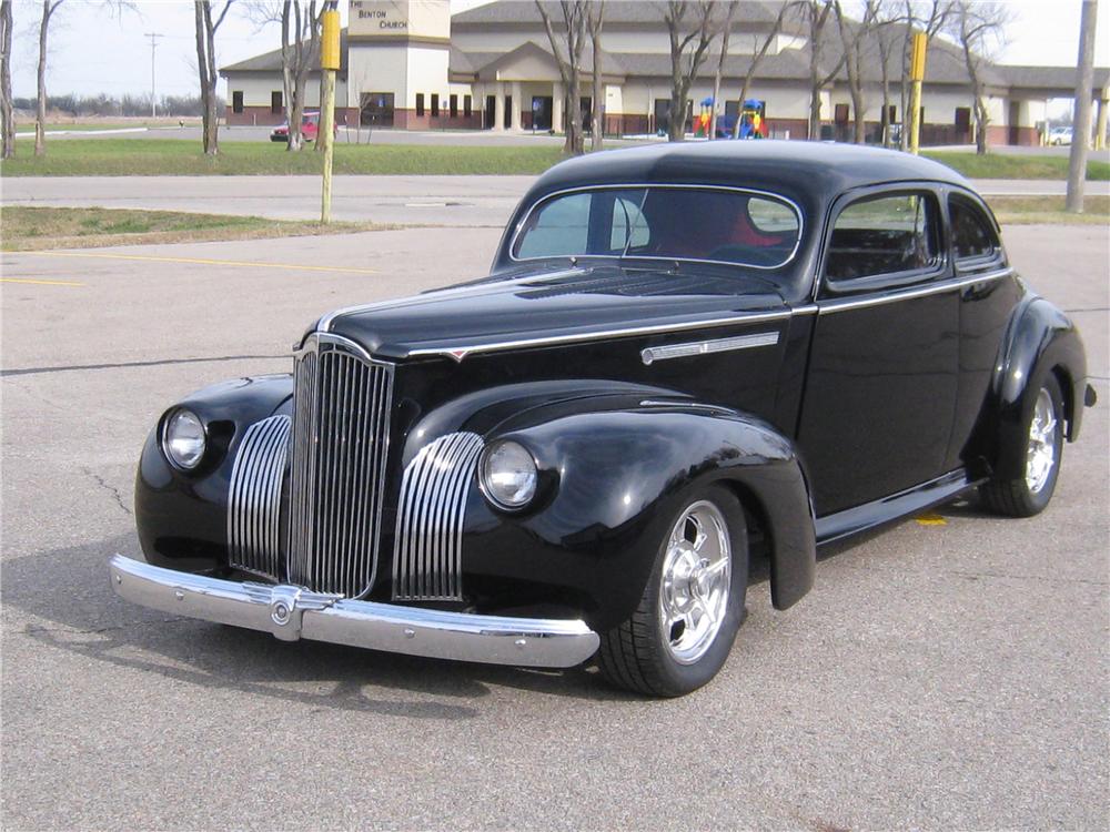 1941 PACKARD CUSTOM COUPE