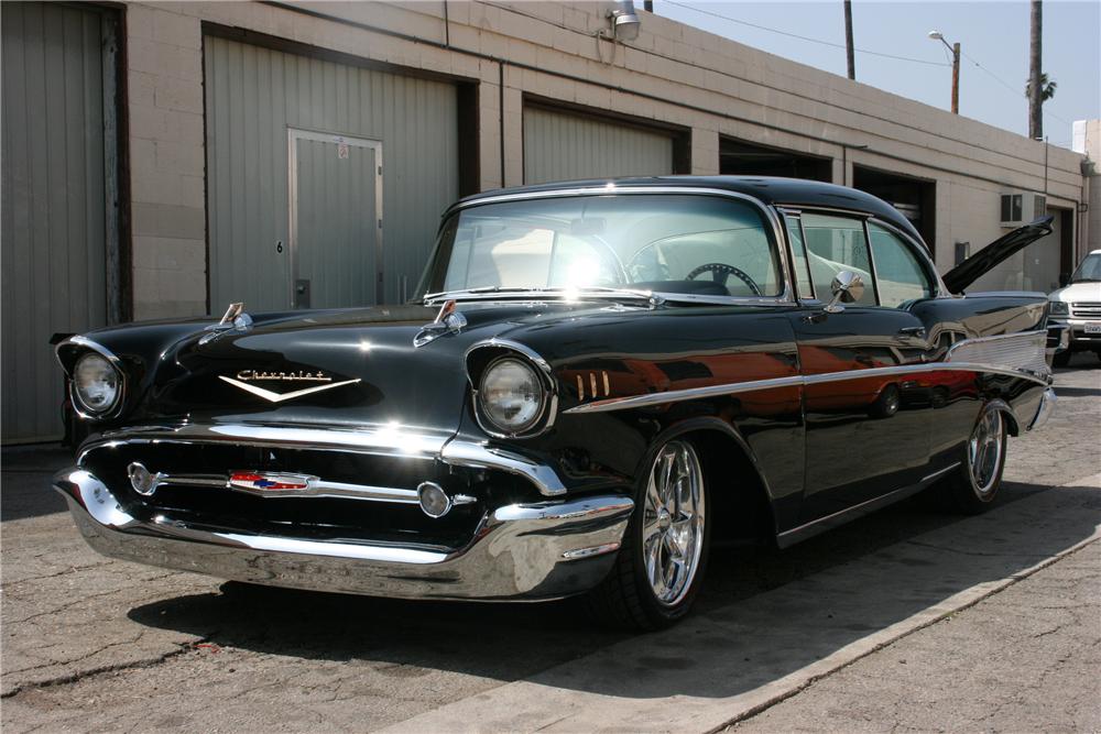 1957 CHEVROLET BEL AIR CUSTOM 2 DOOR HARDTOP