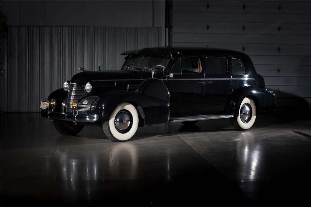 1939 CADILLAC FLEETWOOD SERIES 75 TOURING SEDAN