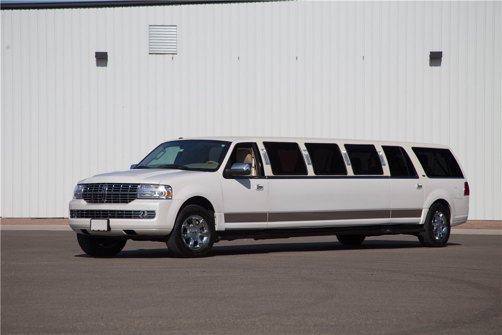 2009 LINCOLN NAVIGATOR CUSTOM LIMOUSINE