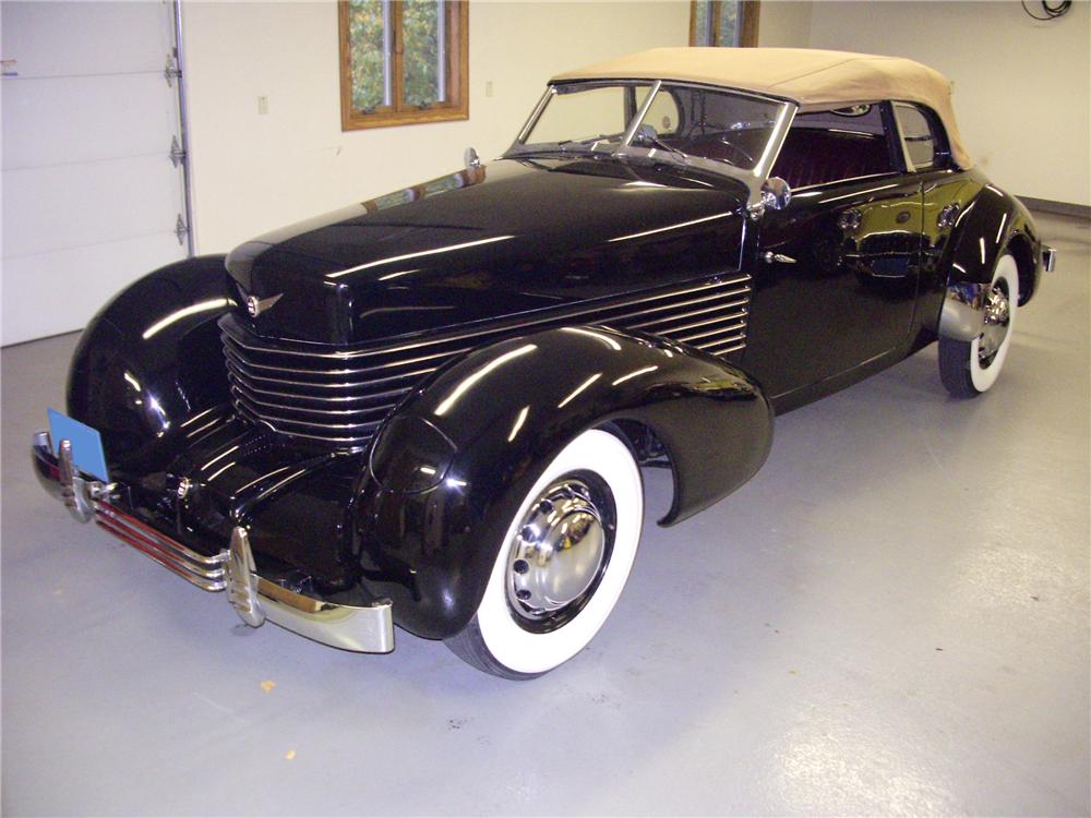 1937 CORD 812 PHAETON