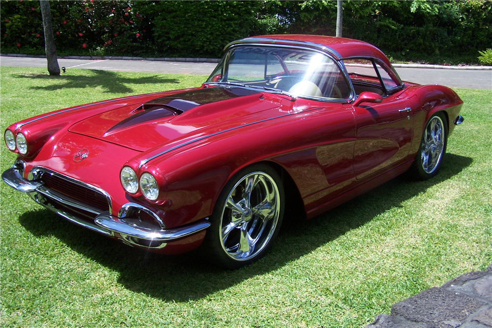 1962 CHEVROLET CORVETTE 350/300 ROADSTER