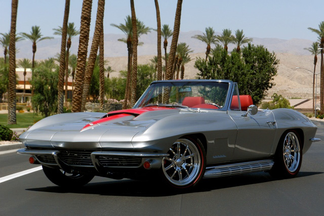 1963 CHEVROLET CORVETTE CUSTOM ROADSTER 