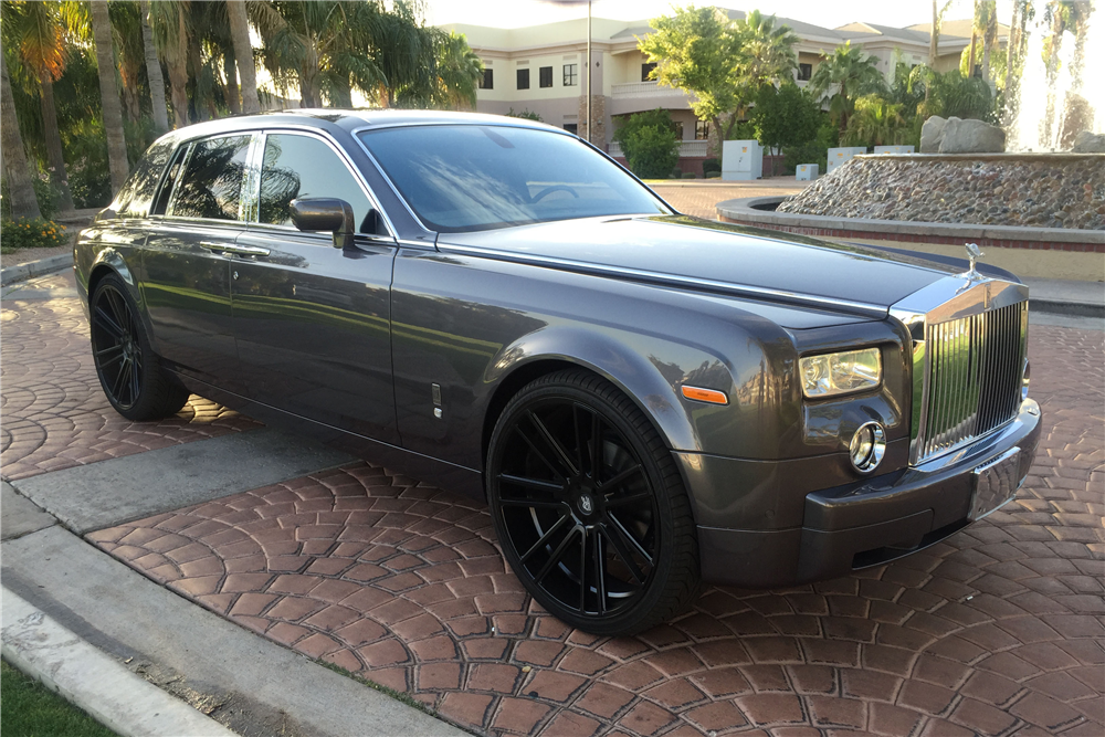 2005 ROLLS-ROYCE PHANTOM SEDAN