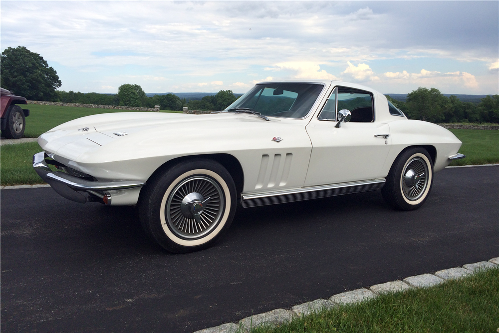 1966 CHEVROLET CORVETTE 327/300