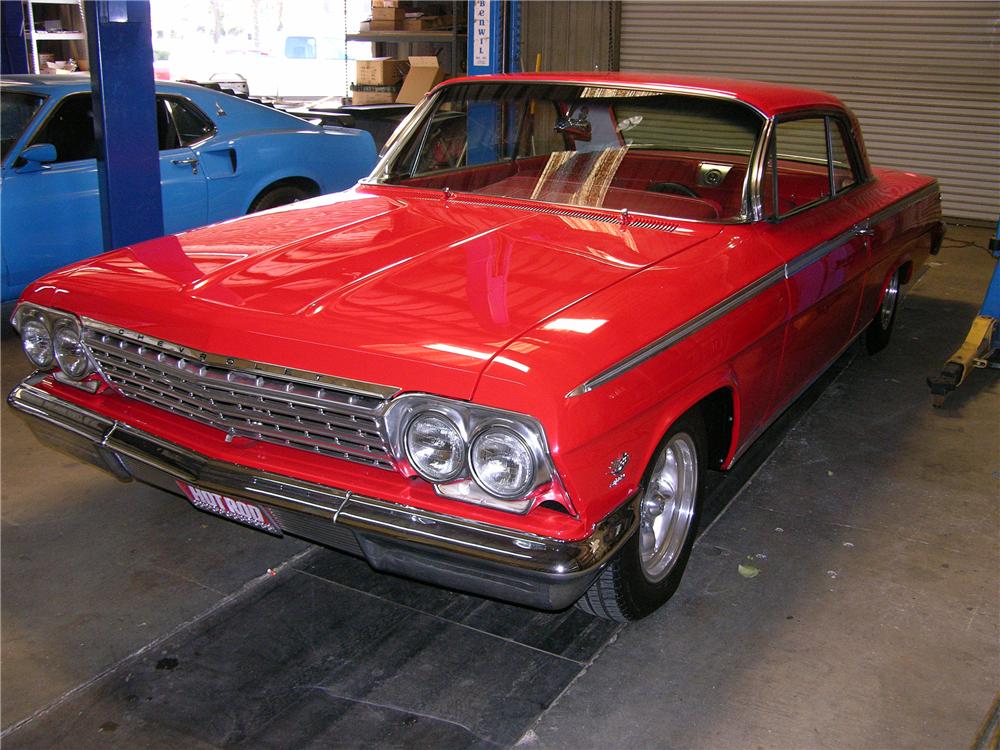 1962 CHEVROLET IMPALA SS CUSTOM 2 DOOR HARDTOP