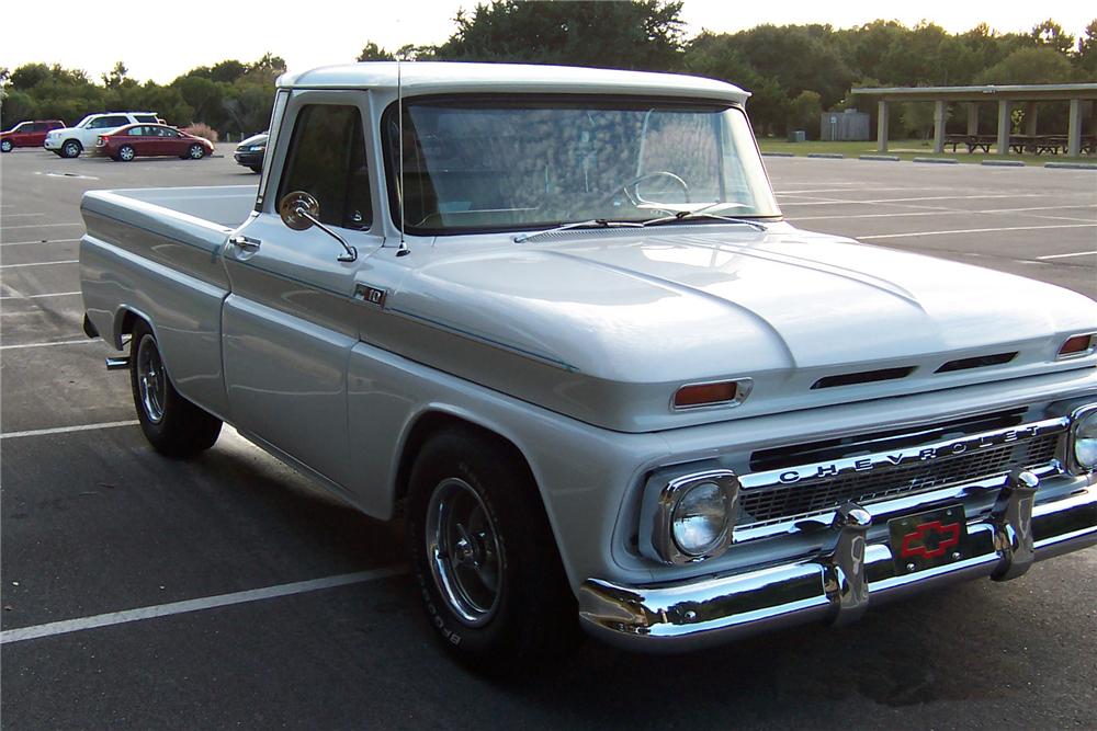 1965 CHEVROLET C-10 CUSTOM PICKUP