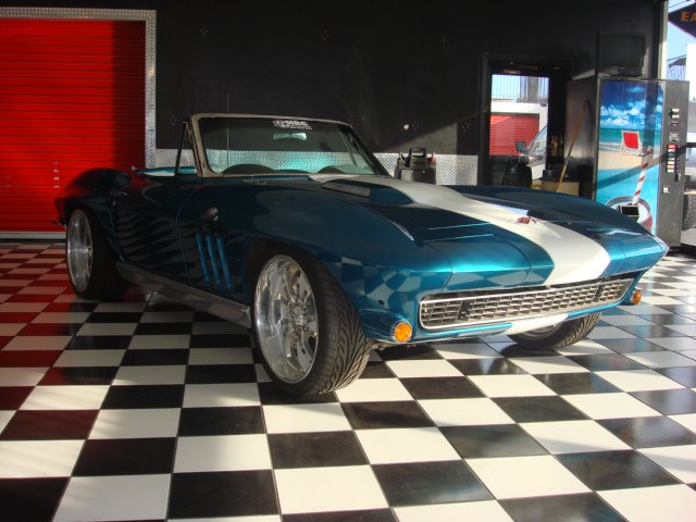 1966 CHEVROLET CORVETTE CONVERTIBLE