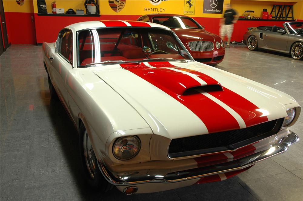 1965 FORD MUSTANG CUSTOM FASTBACK