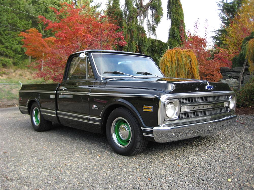 1970 CHEVROLET C-10 CUSTOM PICKUP