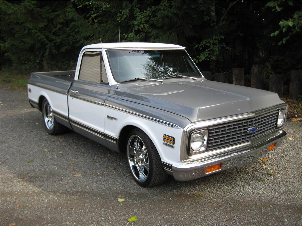 1972 CHEVROLET C-10 CUSTOM PICKUP