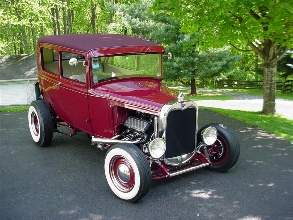 1930 FORD HI-BOY HOTROD SEDAN