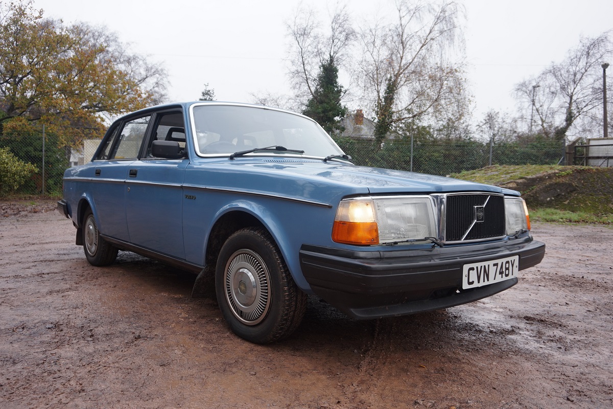 Volvo 240 GL Auto 1983