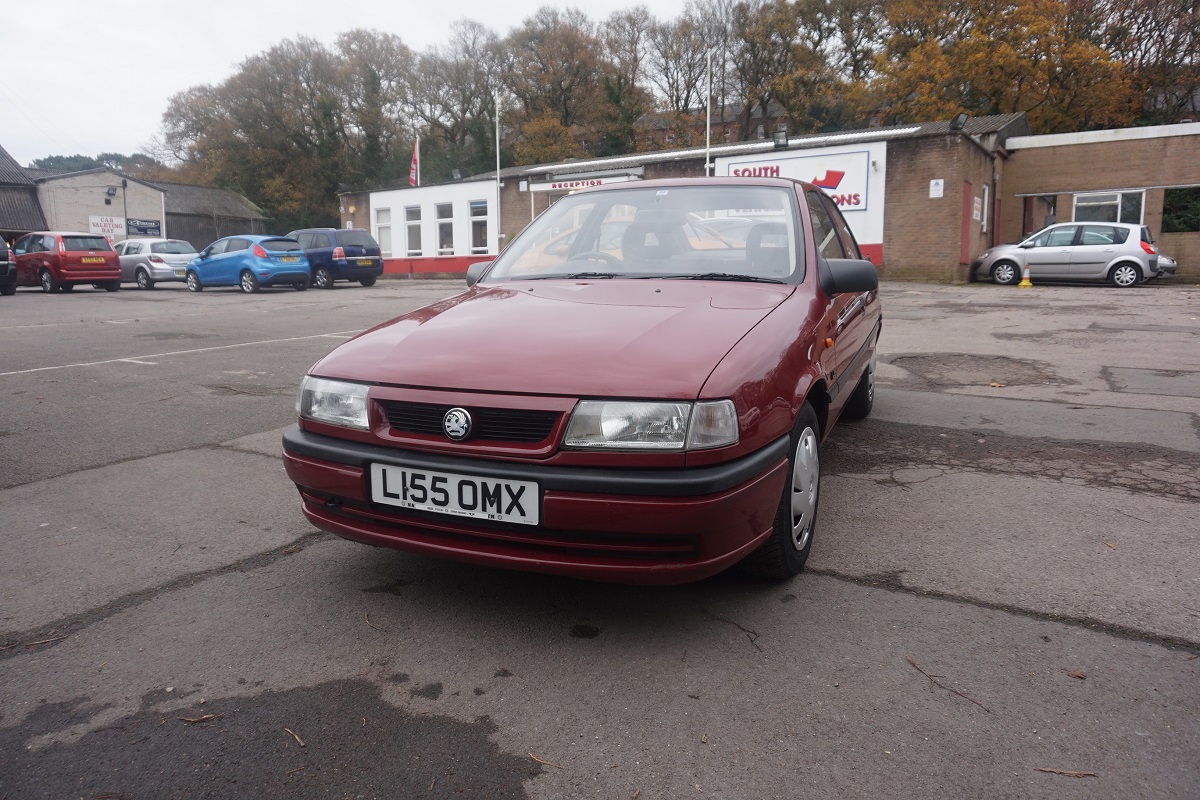 Vauxhall Cavalier LS 1994