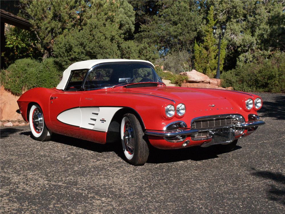 1961 CHEVROLET CORVETTE CONVERTIBLE