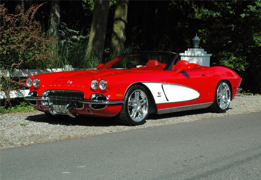 1962 CHEVROLET CORVETTE CONVERTIBLE RE-CREATION