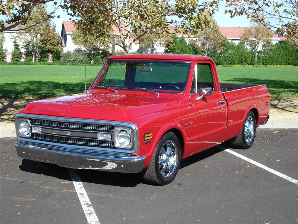 1969 CHEVROLET C-10 CUSTOM PICKUP