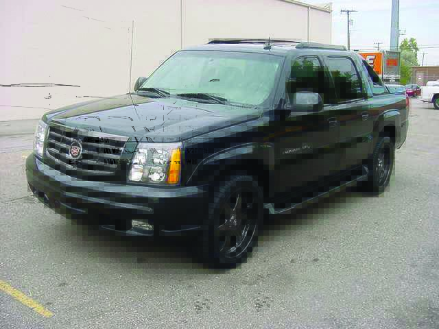 2003 CADILLAC ESCALADE 