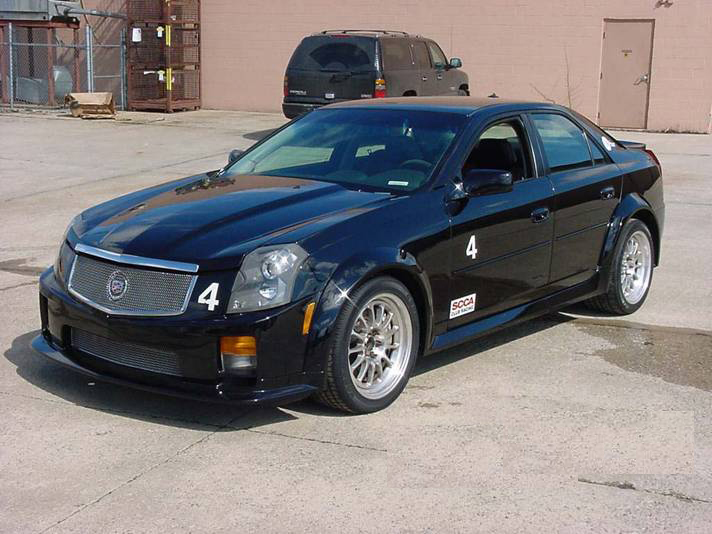 2004 CADILLAC CTS 