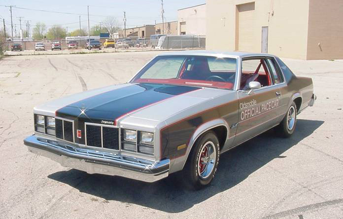 1977 OLDSMOBILE DELTA 88 INDY PACE CAR