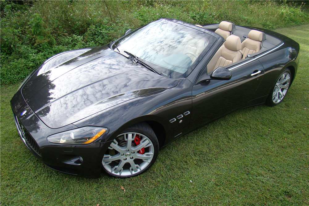 2010 MASERATI GRANTURISMO CONVERTIBLE