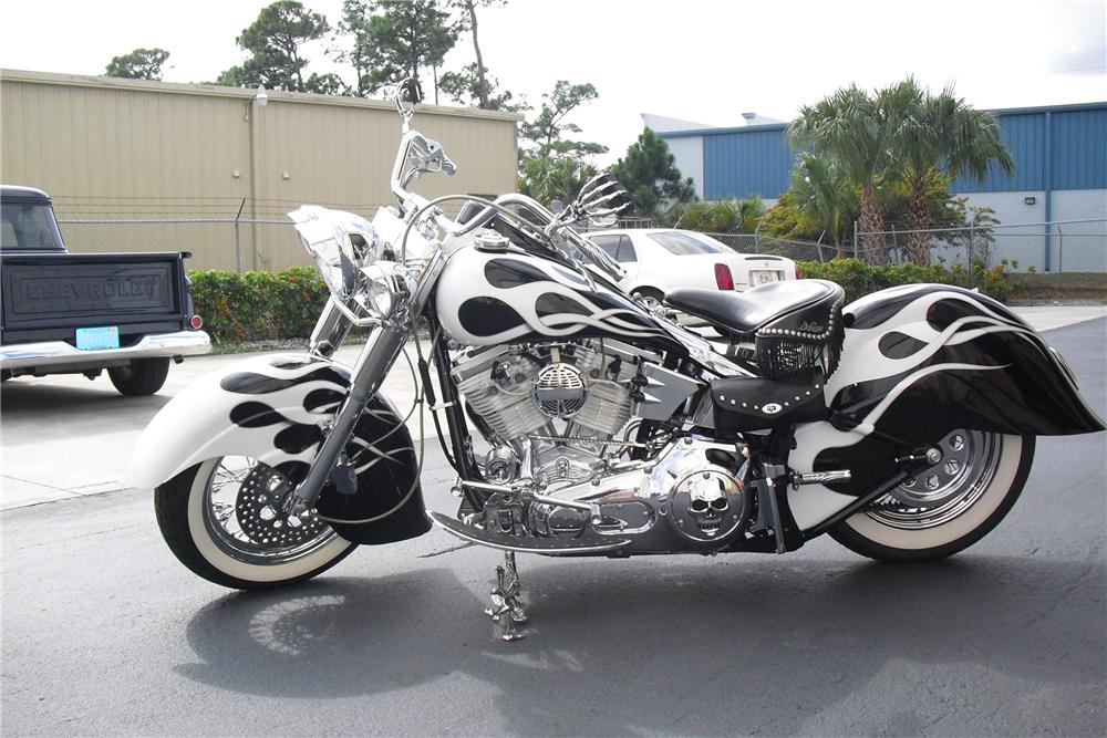 1993 HARLEY-DAVIDSON SOFTAIL CUSTOM MOTORCYCLE