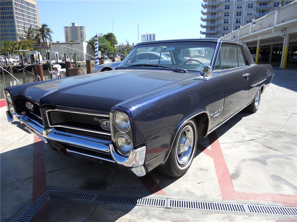 1964 PONTIAC GRAND PRIX 2 DOOR COUPE