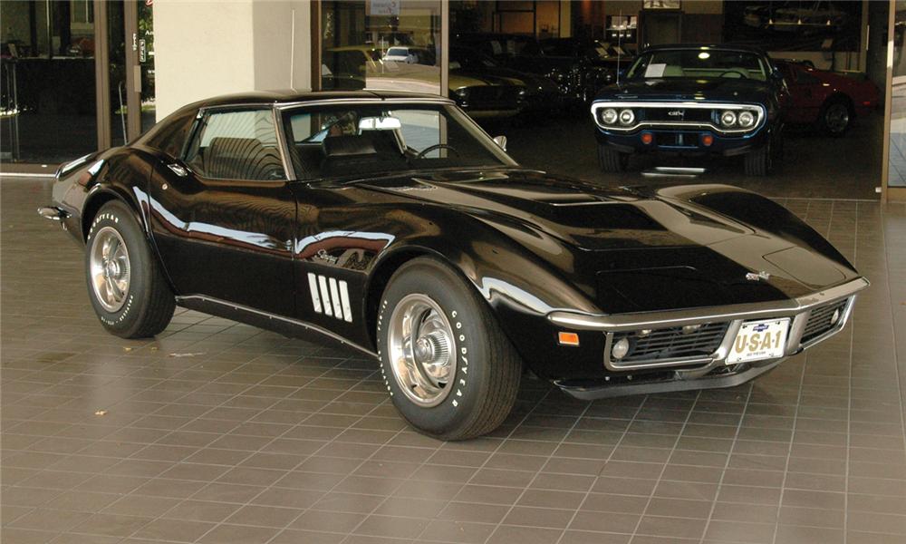 1969 CHEVROLET CORVETTE 2 DOOR COUPE