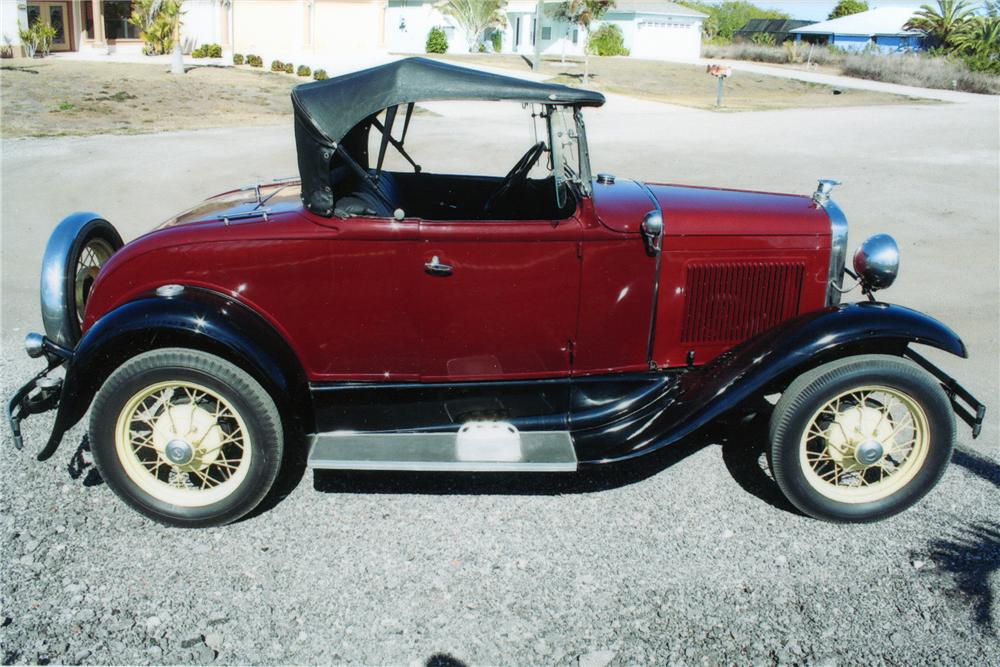 1930 FORD MODEL A 2 DOOR ROADSTER