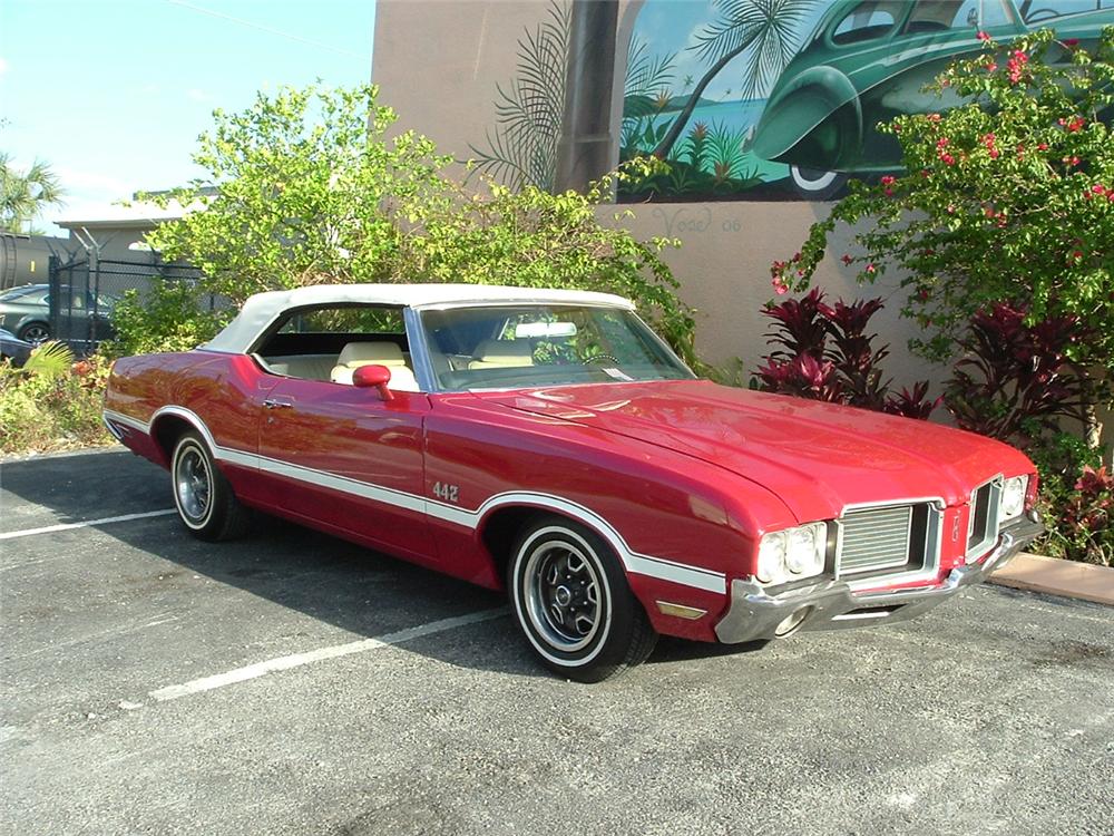 1971 OLDSMOBILE CUTLASS SUPREME CONVERTIBLE