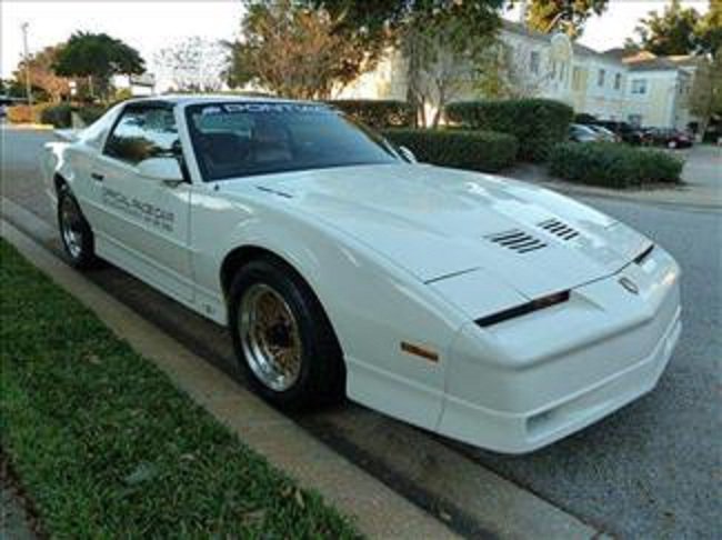 1989 PONTIAC FIREBIRD TRANS AM 20TH ANNIVERSARY COUPE