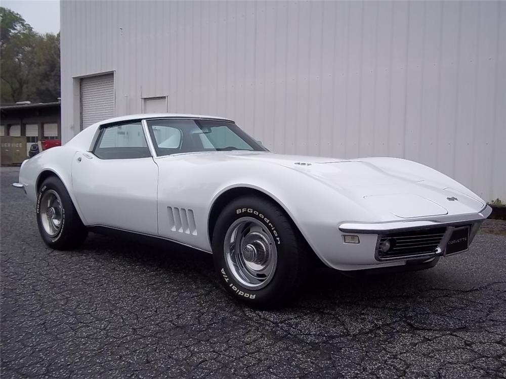 1968 CHEVROLET CORVETTE 2 DOOR COUPE