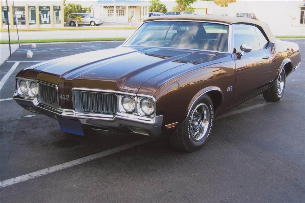 1970 OLDSMOBILE 442 CONVERTIBLE