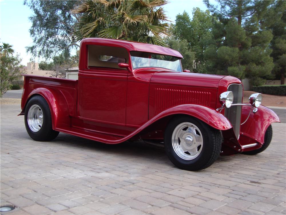 1932 FORD CUSTOM PICKUP