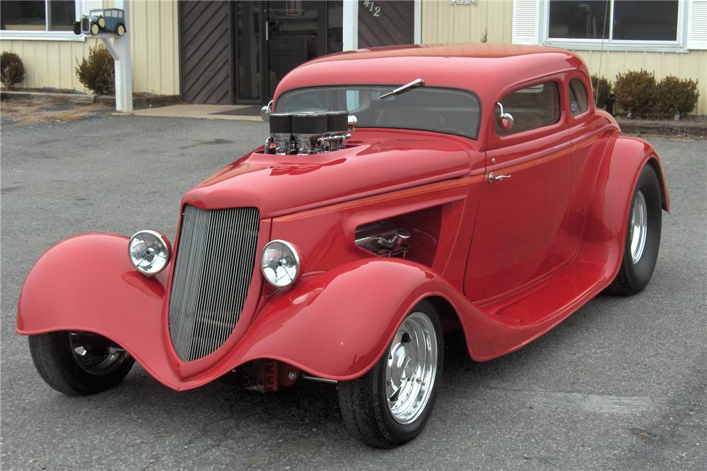 1934 FORD 5 WINDOW 2 DOOR COUPE