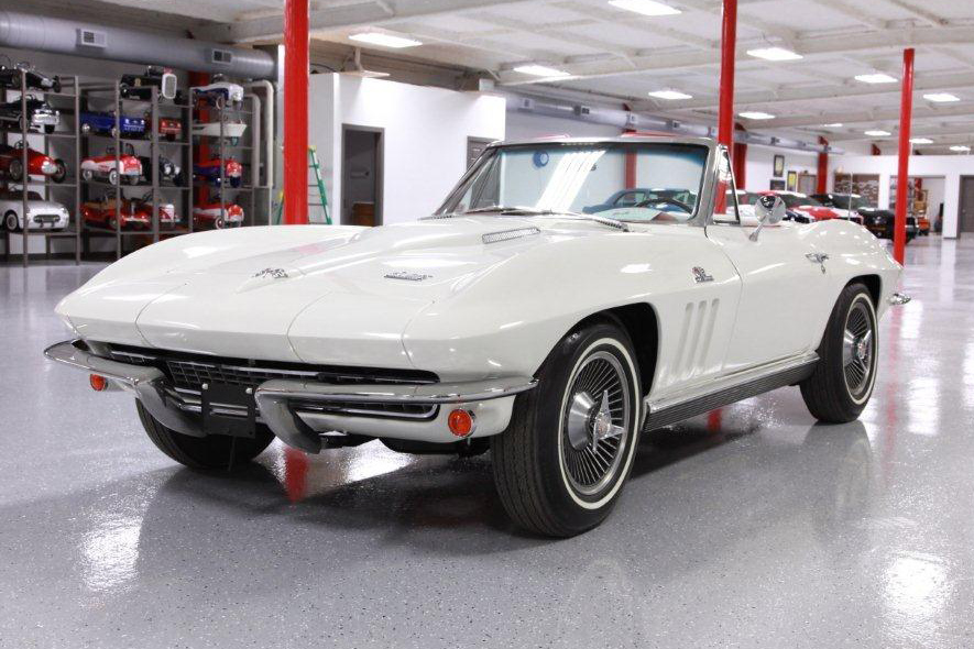 1966 CHEVROLET CORVETTE ROADSTER