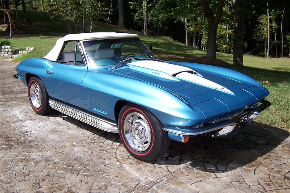 1967 CHEVROLET CORVETTE CONVERTIBLE