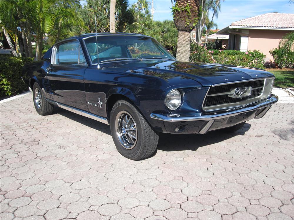 1967 FORD MUSTANG FASTBACK