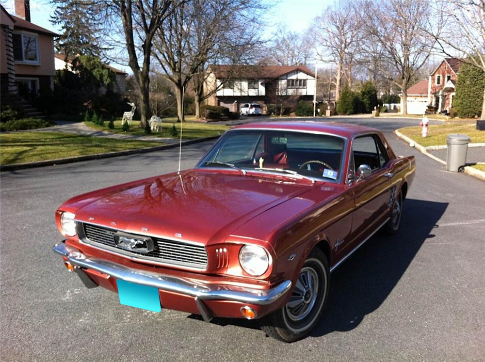 1966 FORD MUSTANG 2 DOOR HARDTOP