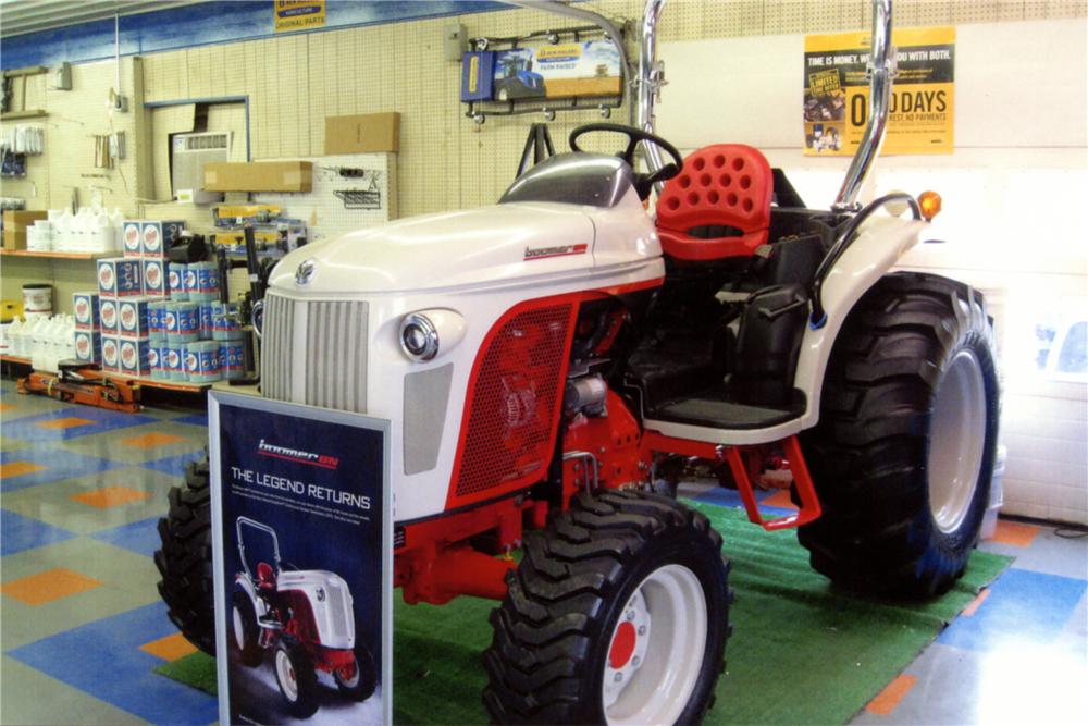 2009 NEW HOLLAND BOOMER 8N TRACTOR