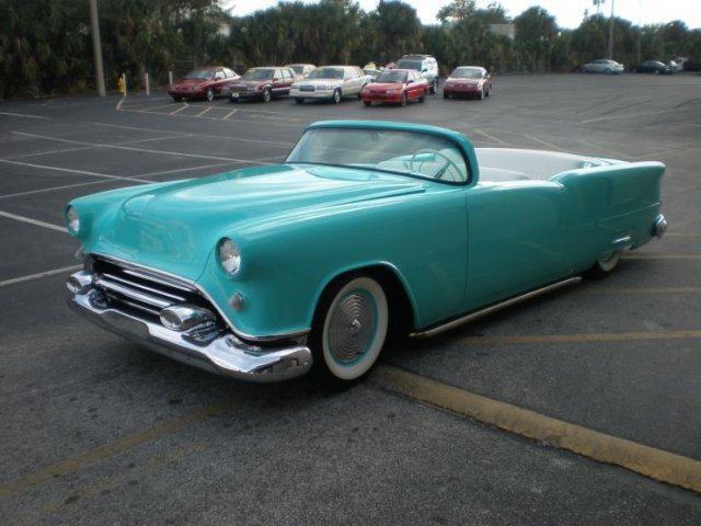 1954 OLDSMOBILE HOLIDAY CUSTOM ROADSTER