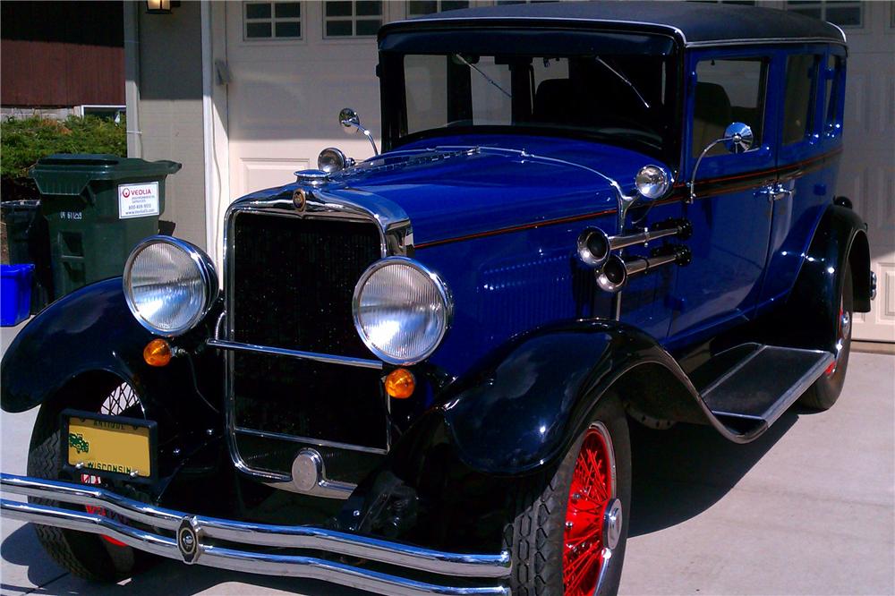 1930 PEERLESS 4 DOOR TOURING SEDAN