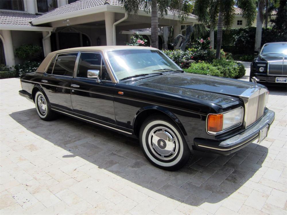 1987 ROLLS-ROYCE SILVER SPUR 4 DOOR SEDAN