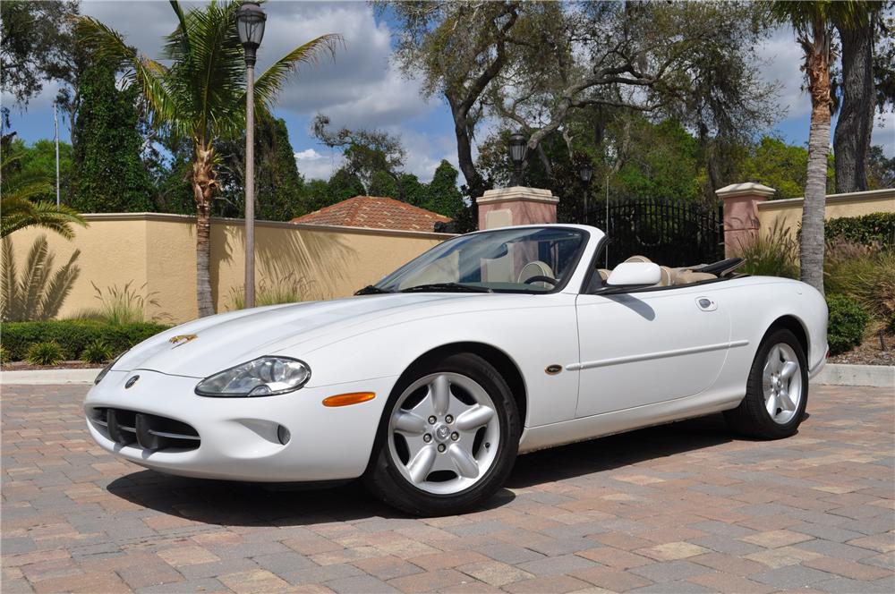 1998 JAGUAR XK8 CONVERTIBLE