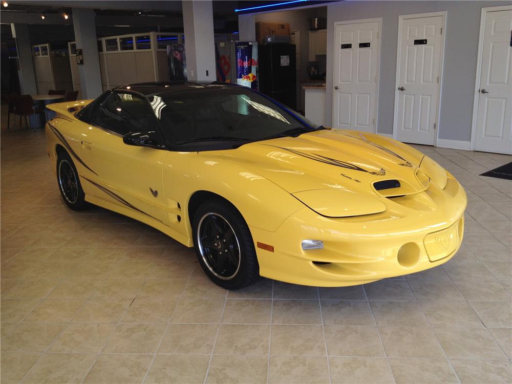 2002 PONTIAC FIREBIRD TRANS AM 2 DOOR COUPE