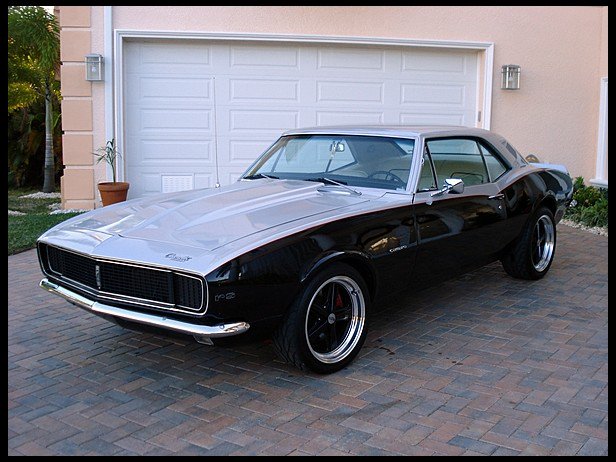 1967 CHEVROLET CAMARO CUSTOM 2 DOOR COUPE