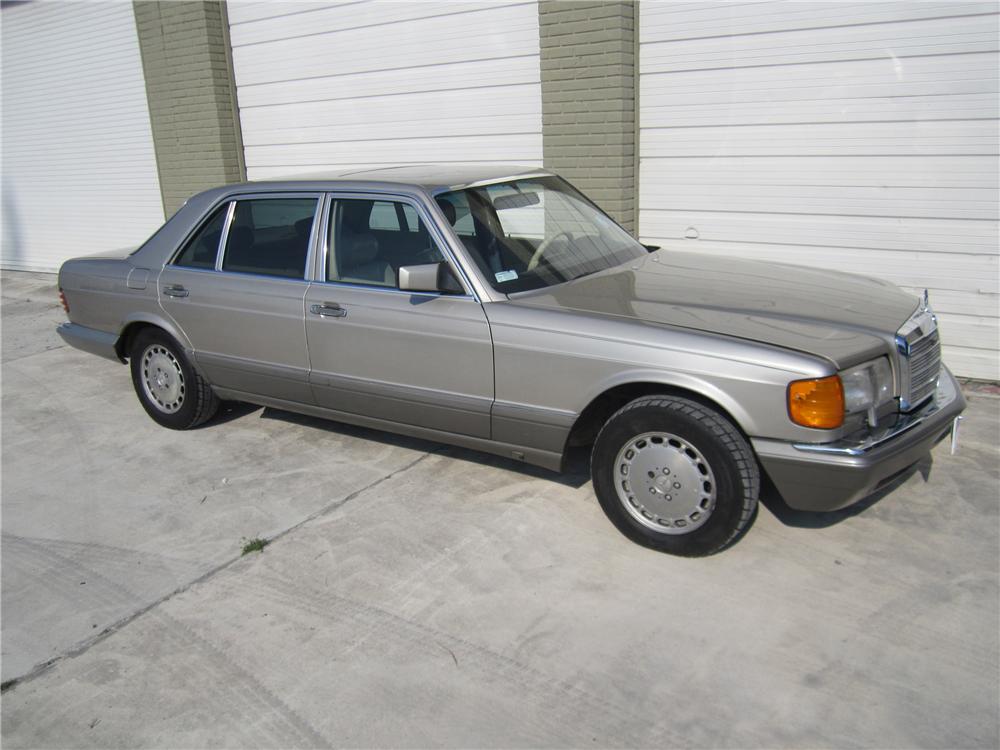 1990 MERCEDES-BENZ 420SEL 4 DOOR SEDAN